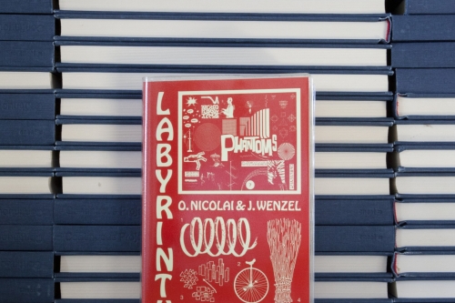 Olaf Nicolaï et Jan Wenzel, Labyrinth. Four times through the labyrinth