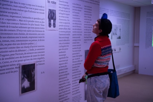 The walls – Une exposition du livre
